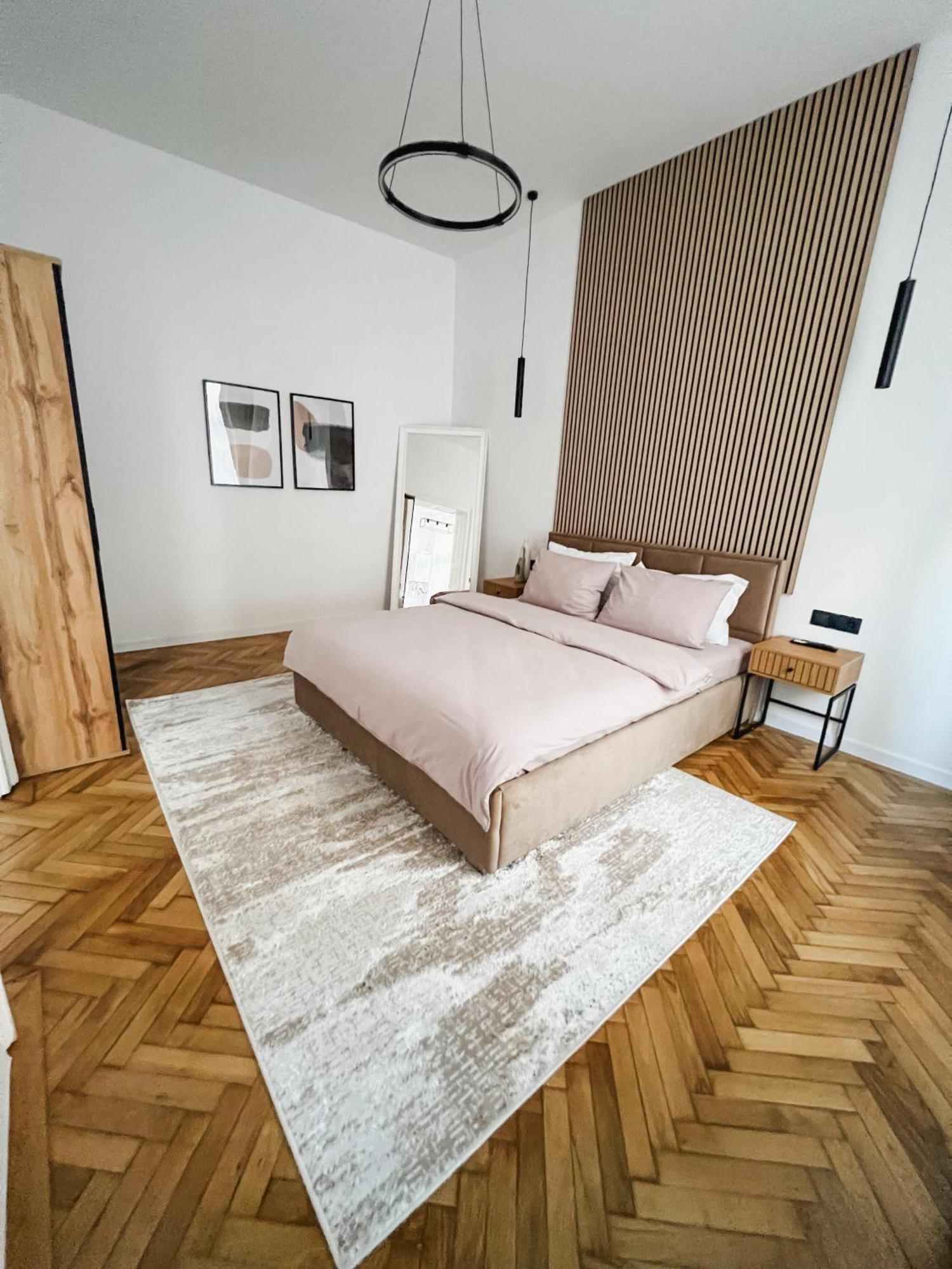 Old Town Apartment